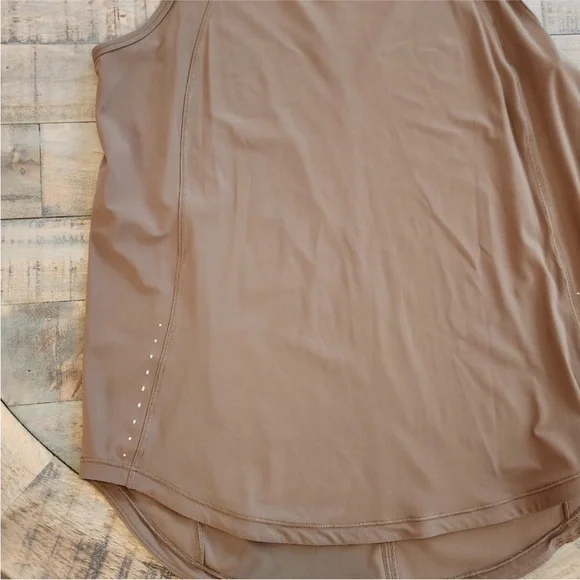 Lululemon Sculpt Tank - Picture 4 of 8